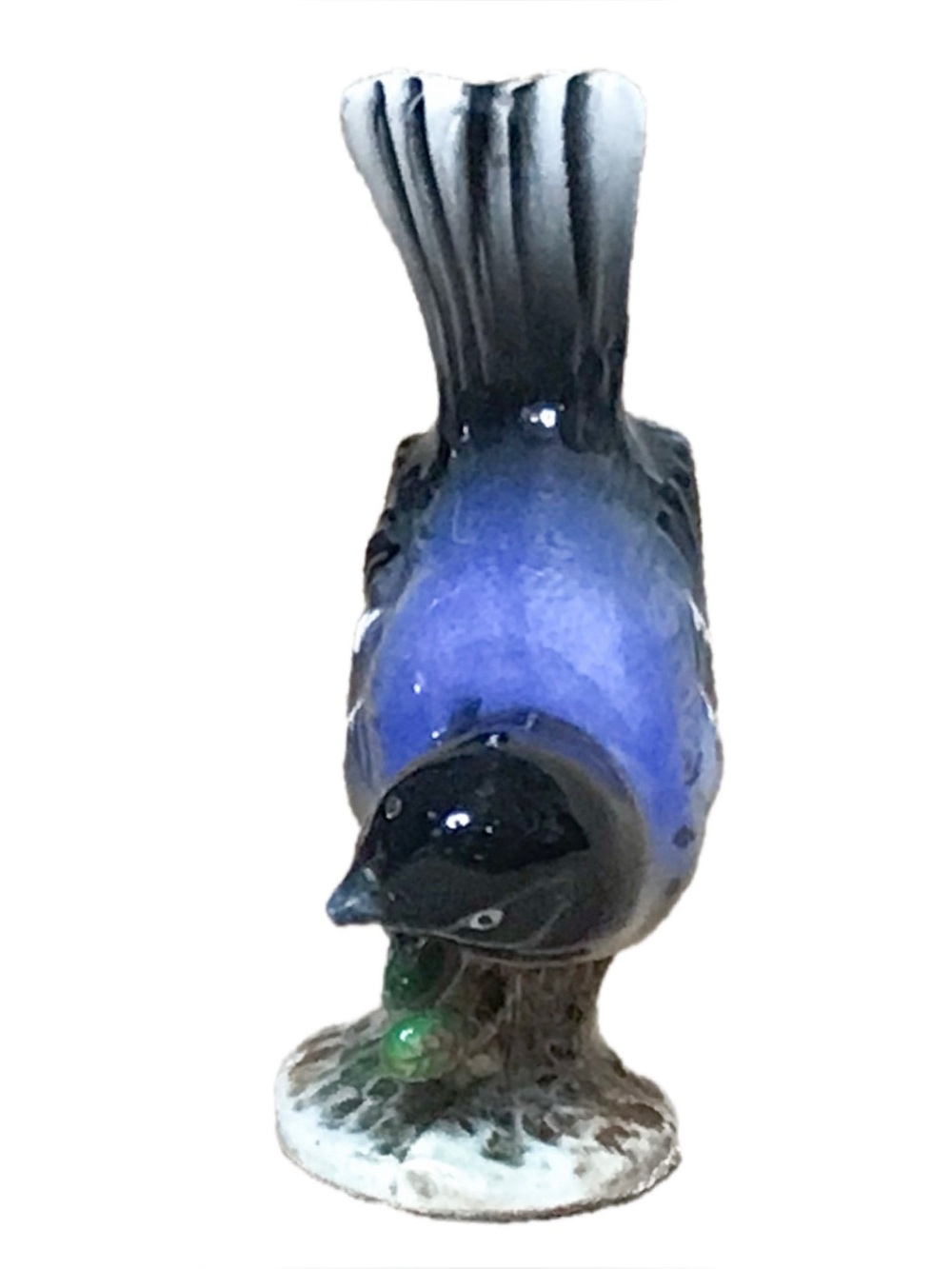 Vintage Blue Grosbeak Porcelain Bird Figurine Nature Animal Cottagecore - Picture 2 of 8